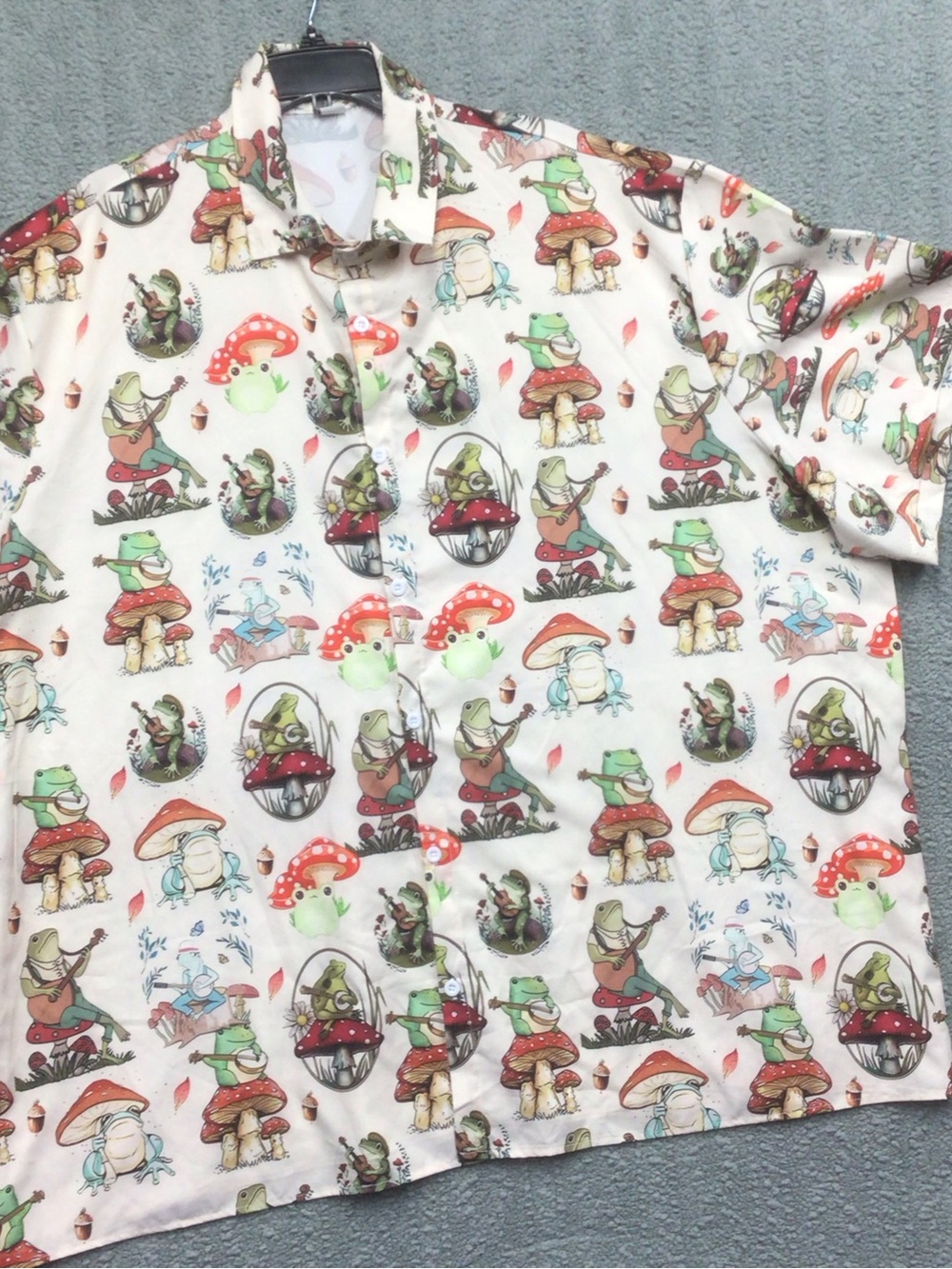 Source Unknown White Casual Button-Down Shirt with Frog & Mushroom Print